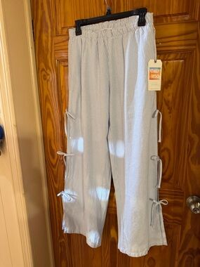 Cali 1850 Womens Light Blue Pinstripe Tie-Side Wide Leg Pants